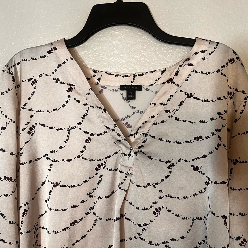 Ann Taylor V-Neck Cream Blouse with purple,green Pattern.Preowned